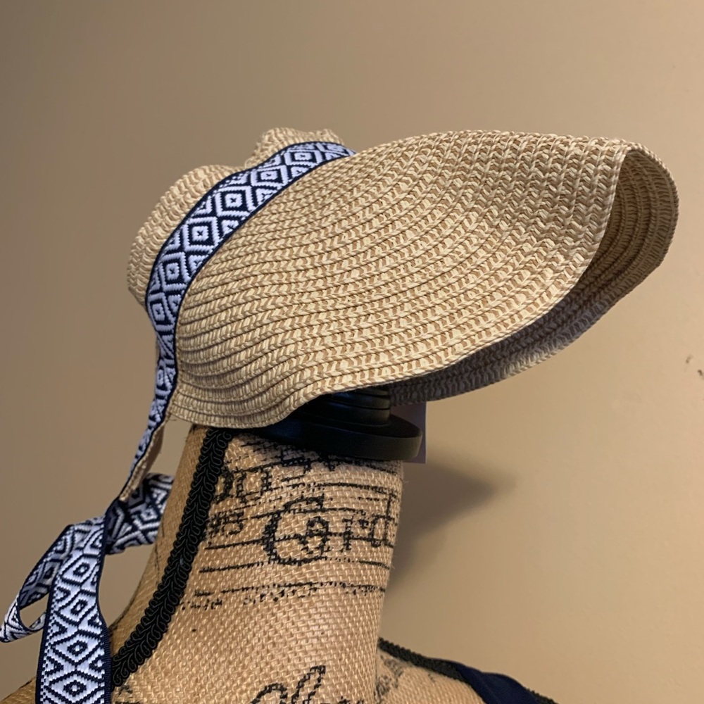 All you need is love Ladies NWT Adjustable Tan Paper/poly visor with blue band